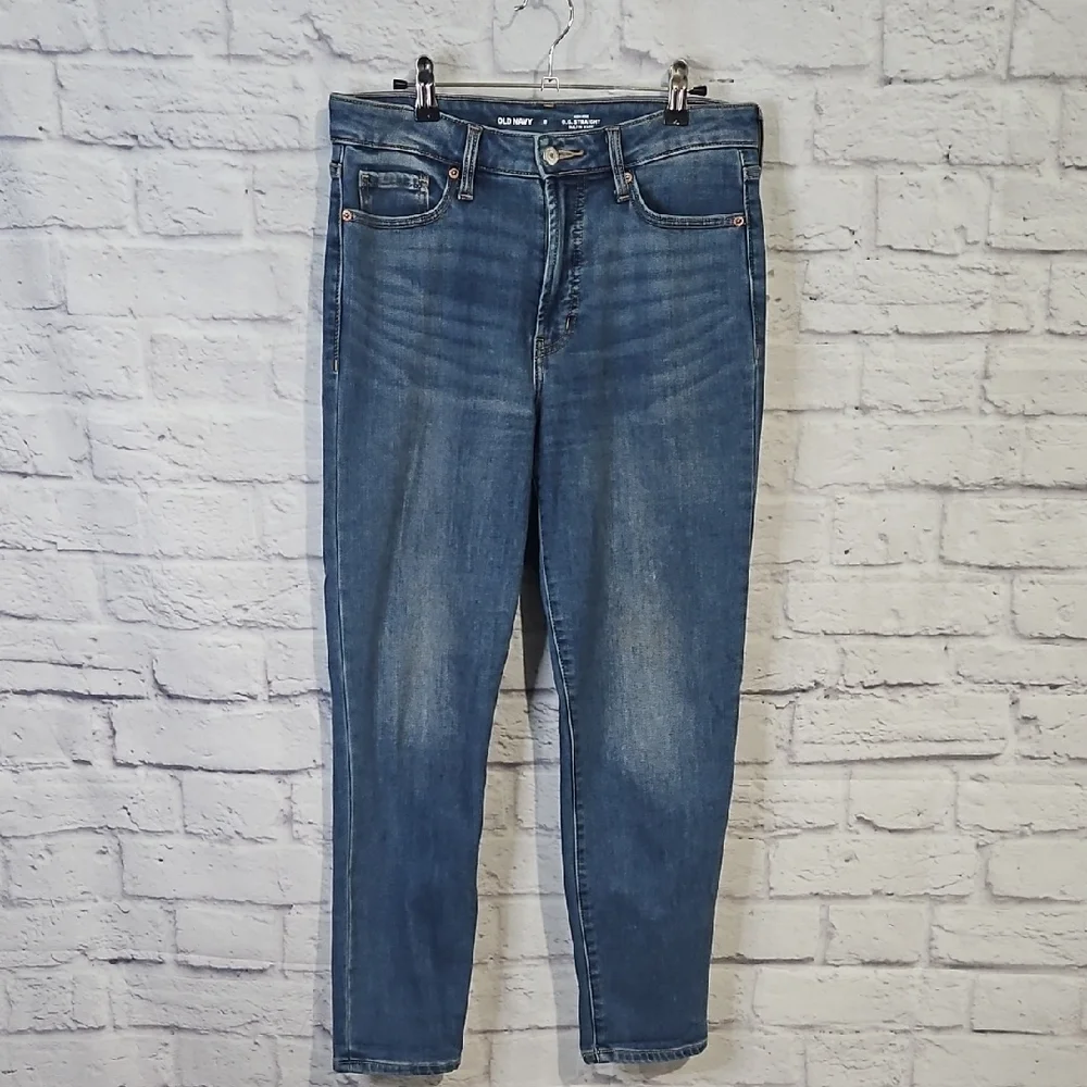 Old Navy Women's O.G. Straight Leg Jeans - Classic Denim - Picture 1 of 5